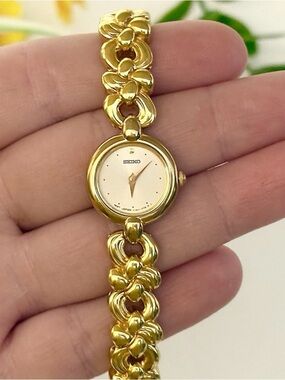 Vintage Seiko Chunky Sculpted Gold Art Deco Ladies Cocktail Bracelet Watch WORKS